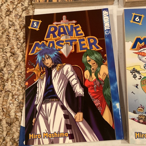 NWT Rave Master Graphic Novels, Volumes 1-8 - Picture 6 of 9